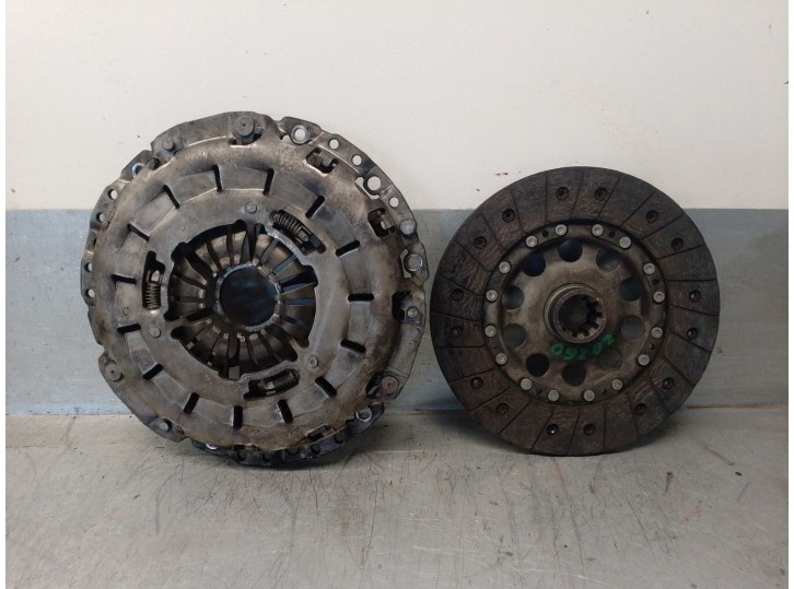 Recambio de kit embrague para bmw serie 3 compact (e46) 2.0 16v diesel cat referencia OEM IAM 21207531845 124029510 LUK