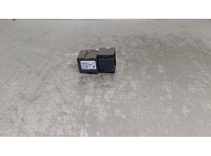 Recambio de antena para renault talisman 1.6 tce energy referencia OEM IAM 283632499R  