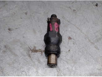 Recambio de inyector para volvo serie 460 1.9 turbodiesel referencia OEM IAM LCR6735401D LUCAS