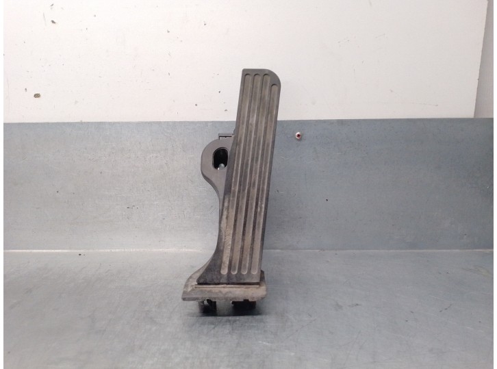 Recambio de potenciometro pedal para audi a3 (8p) 1.9 tdi referencia OEM IAM 1K1721503P  