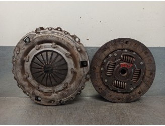 Recambio de kit embrague para citroën xsara berlina 2.0 hdi referencia OEM IAM 2050R0  