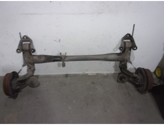 Recambio de puente trasero para opel combo (corsa c) 1.7 16v dti cat (y 17 dt / lr6) referencia OEM IAM 402204 TAMBOR 4 AGUJEROS