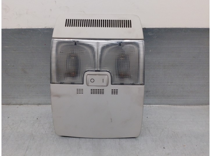 Recambio de luz interior para audi a3 (8p) 2.0 tdi referencia OEM IAM 8E0947565  