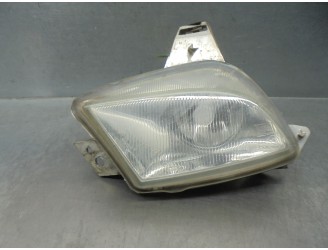 Recambio de faro antiniebla derecho para citroën xsara berlina 1.9 turbodiesel referencia OEM IAM 67721049 67721049 VALEO