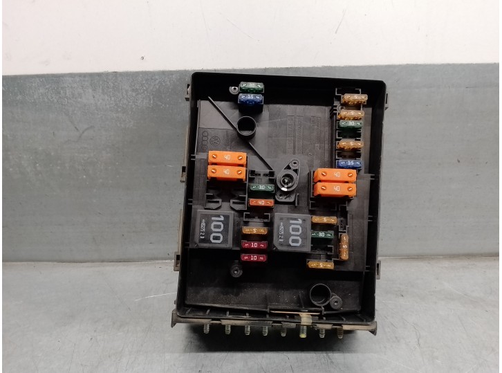 Recambio de caja reles / fusibles para volkswagen caddy ka/kb (2k) 2.0 sdi referencia OEM IAM 1K0937125 