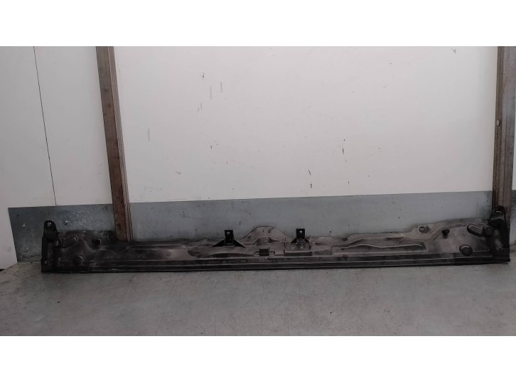 Replacement front trim strips for Renault Talisman 1.6 TCe Energy OEM IAM reference 668107619R 