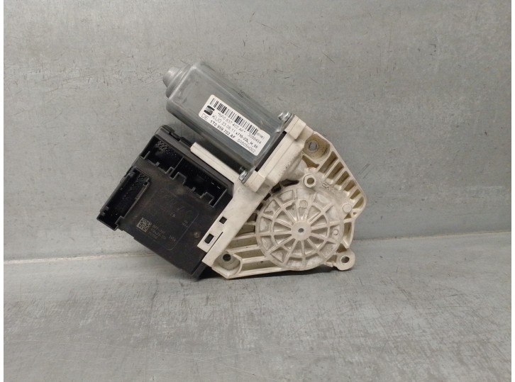 Recambio de motor elevalunas delantero derecho para seat altea (5p1) 2.0 tdi referencia OEM IAM 5P0837402A 33 PINES 5 PUERTAS
