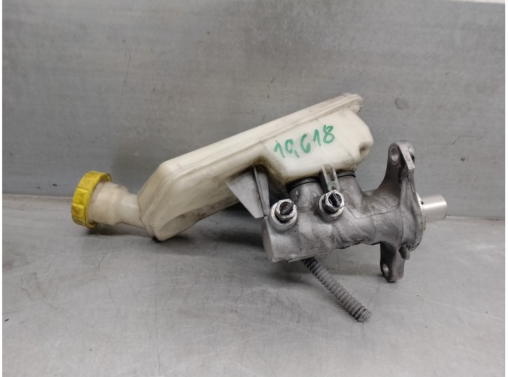 Recambio de bomba freno para citroën c-elysée 1.6 hdi fap referencia OEM IAM 4601R7 