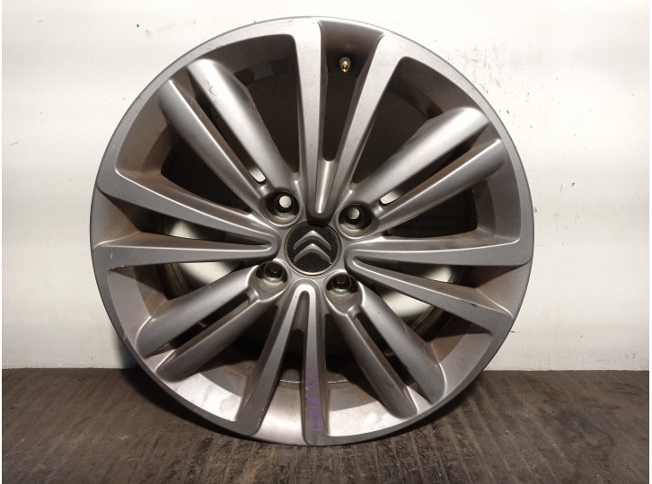 Recambio de llanta para citroën c-elysée 1.6 hdi fap referencia OEM IAM 9677100677 R166J16CH4-27 