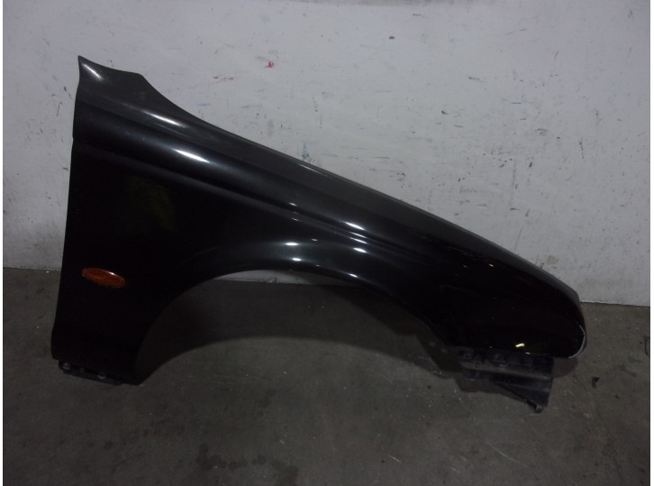 Replacement right front fender for Jaguar S-Type 2.5 V6 24V CAT OEM IAM reference XR826896 BLACK 