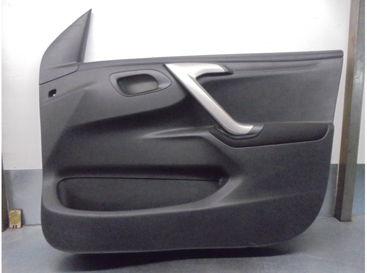 Recambio de guarnecido puerta delantera derecha para citroën c-elysée 1.6 hdi fap referencia OEM IAM 96783671ZD 9675291477 