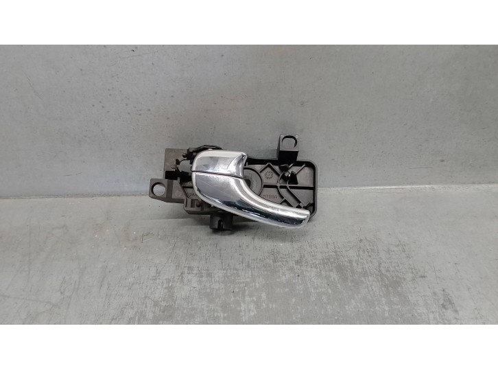 Recambio de maneta interior trasera izquierda para jaguar s-type 2.5 v6 24v cat referencia OEM IAM 2R8322601AC 4 PUERTAS