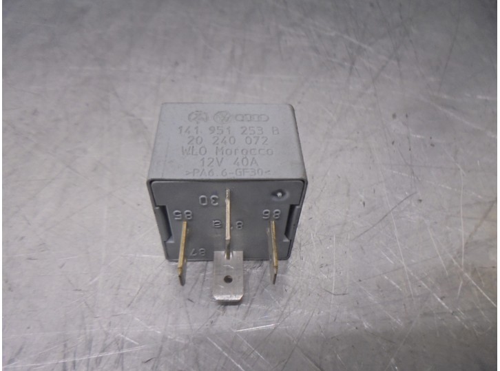 Recambio de rele para volkswagen bora berlina (1j2) 1.9 tdi referencia OEM IAM 141951253B  