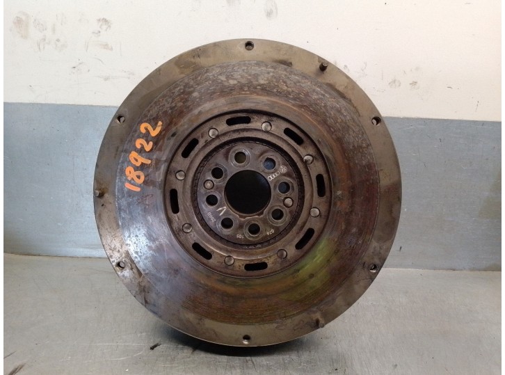 Recambio de volante motor para volvo v70 familiar 2.5 turbodiesel referencia OEM IAM 074105266B 9176186 LUK