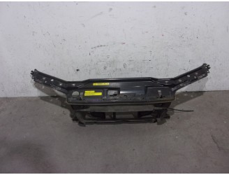 Recambio de panel frontal para volvo v70 familiar 2.5 turbodiesel referencia OEM IAM 30655380 DE CHAPA 