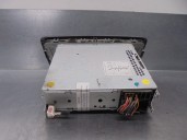 Replacement audio system / CD radio for Seat Ibiza (6J5) 1.2 TDI OEM IAM reference 6J0035156AZ 