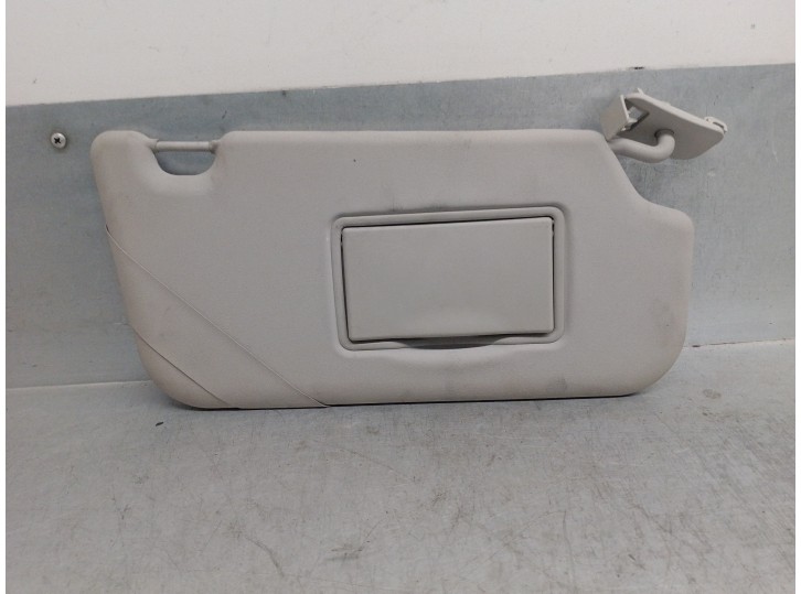 Recambio de parasol derecho para ford fiesta (cb1) 1.25 16v cat referencia OEM IAM 1702309 
