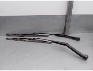 Recambio de brazo limpia delantero derecho para nissan micra (k11) 1.3 16v cat referencia OEM IAM 288855F200 288805F200 