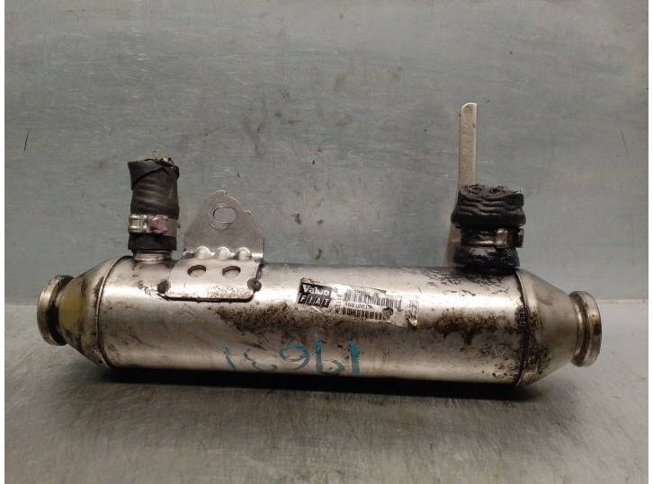 Recambio de enfriador egr para fiat stilo (192) 1.9 jtd cat referencia OEM IAM 46810017 869895U VALEO