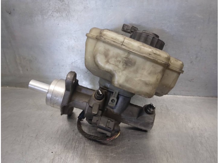 Recambio de bomba freno para seat leon (1p1) 2.0 tdi referencia OEM IAM 1K1611301C 03350886321 BOSCH