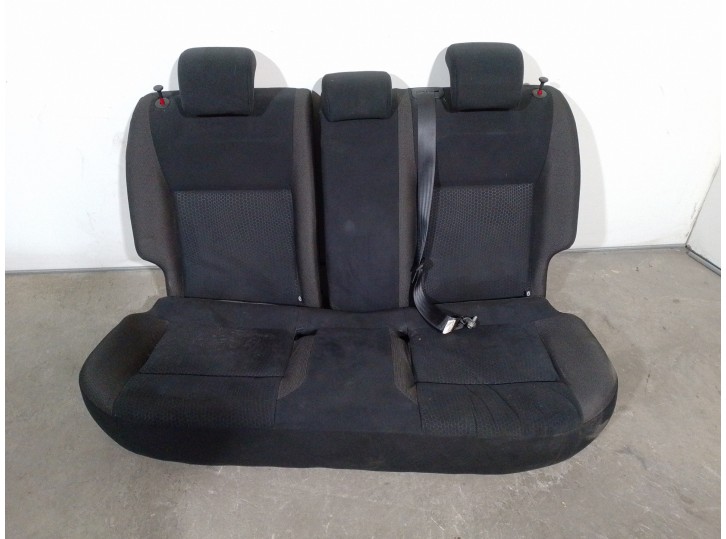 Recambio de asientos traseros para nissan juke (f15) 1.6 16v referencia OEM IAM 4942704 TELA NEGRA 5 PUERTAS