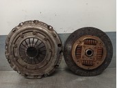 Replacement clutch kit for Seat Leon (1M1) 1.9 TDI OEM IAM reference 038141025P 