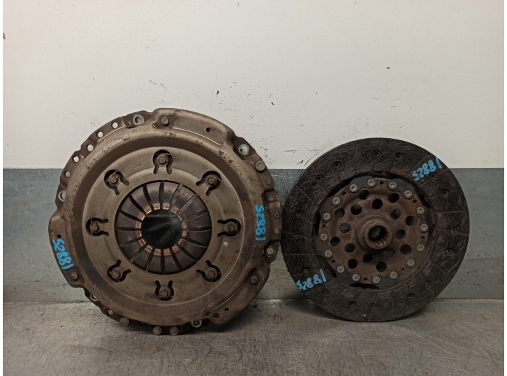 Recambio de kit embrague para opel omega b 2.0 dti referencia OEM IAM 666015  