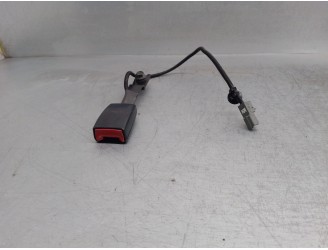 Recambio de enganche cinturon para hyundai i10 1.2 cat referencia OEM IAM 888300X0004X DELANTERO IZQUIERDO 5PUERTAS