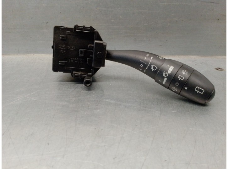 Recambio de mando limpia para hyundai i30 1.4 cat referencia OEM IAM 934202R010 934202R010 