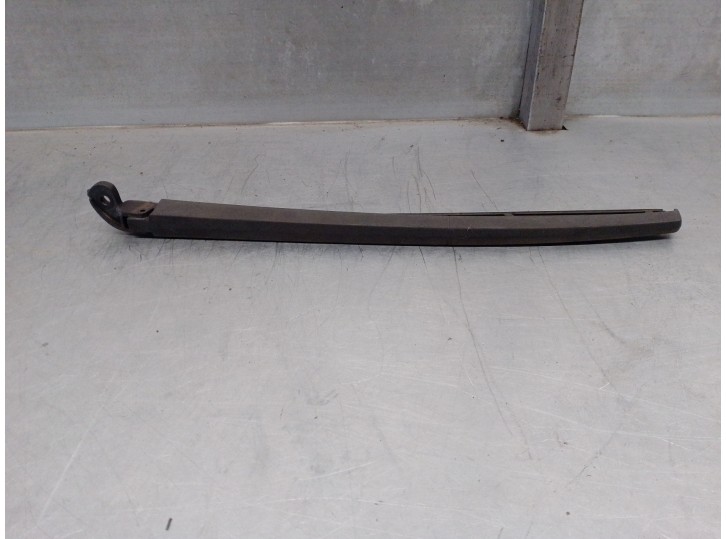 Recambio de brazo limpia trasero para skoda fabia (6y2/6y3) 1.4 referencia OEM IAM 6Y6955704 