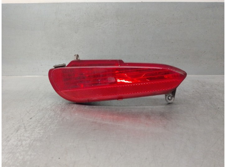 Recambio de faro antiniebla trasero izquierdo para fiat punto (199) 1.3 16v jtd cat referencia OEM IAM 51854698 