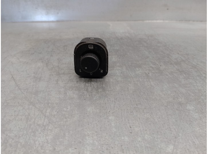 Recambio de mando retrovisor para volkswagen golf v berlina (1k1) 1.9 tdi referencia OEM IAM 1K6827505E 