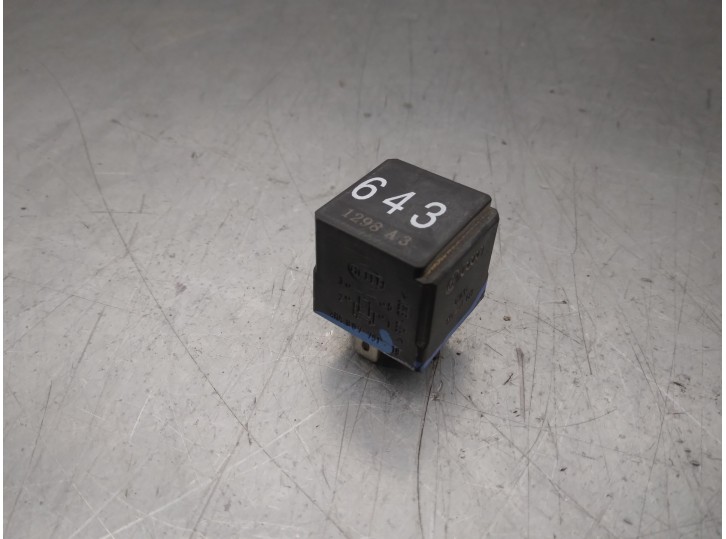 Recambio de rele para volkswagen amarok (2hb) 2.0 tdi referencia OEM IAM 8K0951253  