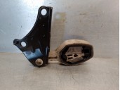 Replacement engine mount for Citroën C3 III (SX) 1.2 VTi 82 OEM IAM reference 9810221880 9815650580 