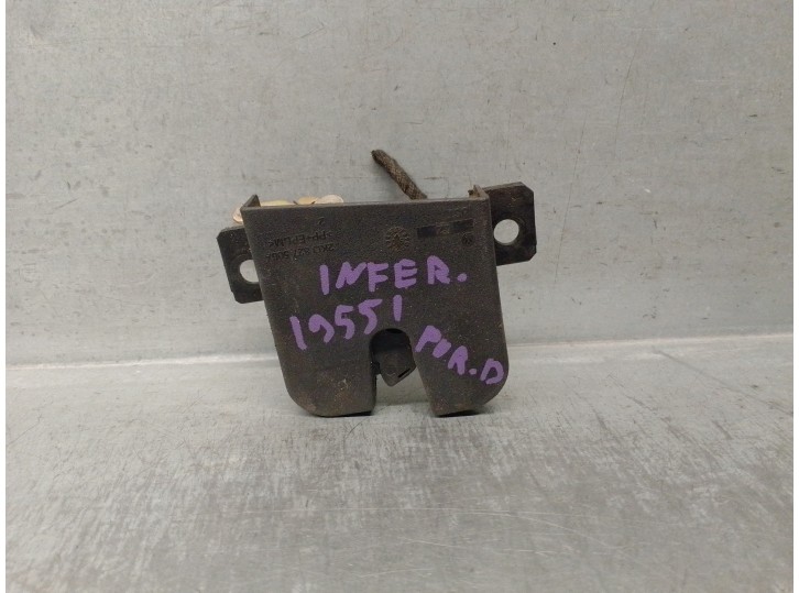 Recambio de cerradura maletero / porton para volkswagen caddy ka/kb (2k) 2.0 sdi referencia OEM IAM 2K0827505A PORTON DERE INFER