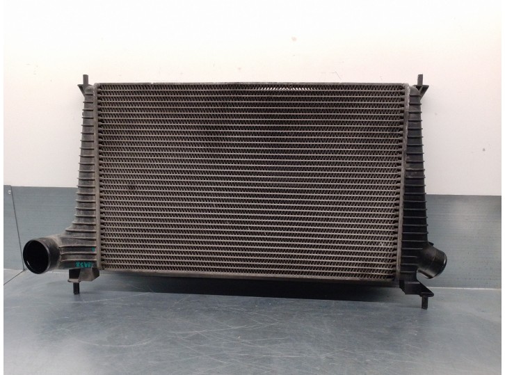 Recambio de intercooler para saab 9-5 sedán 2.3 cat referencia OEM IAM 4726568 874417B VALEO