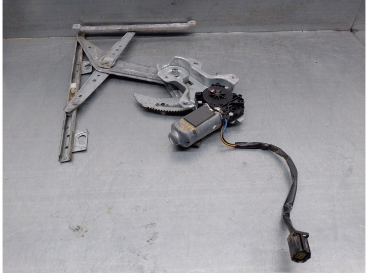 Recambio de elevalunas delantero izquierdo para mg serie 800 (rs) 2.0 16v cat referencia OEM IAM 10157 4 PINES 4 PUERTAS