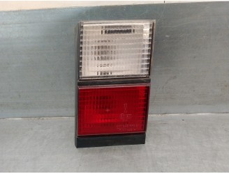 Recambio de piloto trasero derecho para mg serie 800 (rs) 2.0 16v cat referencia OEM IAM XFE10008 DE PORTON 4 PUERTAS