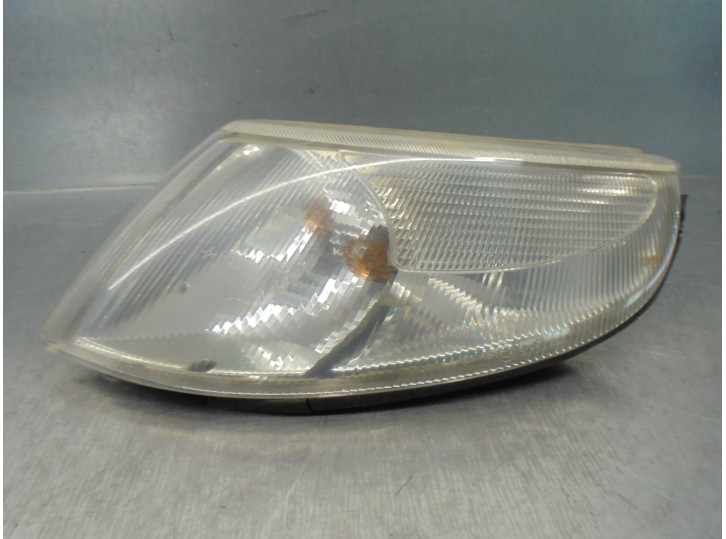 Recambio de piloto delantero izquierdo para saab 9-5 sedán 2.3 cat referencia OEM IAM 4912515  