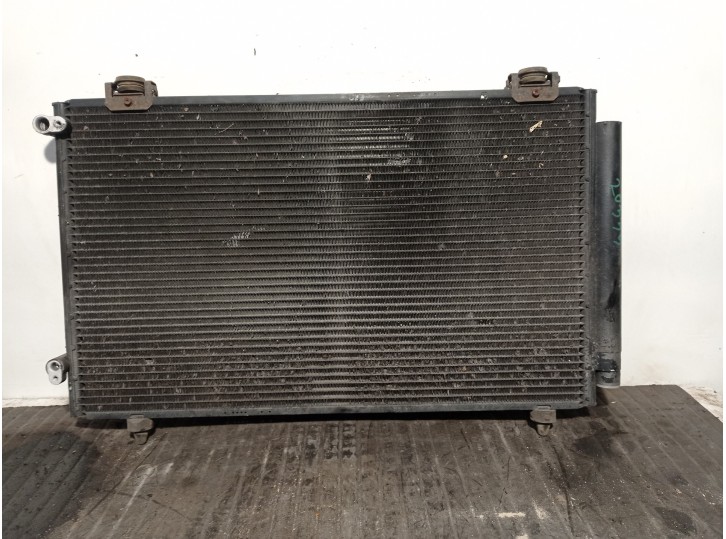 Replacement air conditioning condenser / radiator for Toyota Corolla (E12) 2.0 turbodiesel cat OEM IAM reference 884500215