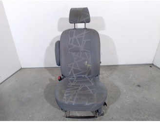 Recambio de asiento delantero izquierdo para ford tourneo connect (tc7) 1.8 tdci cat referencia OEM IAM 4944549 TELA GRIS 6 PUER