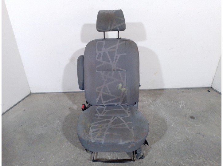 Recambio de asiento delantero izquierdo para ford tourneo connect (tc7) 1.8 tdci cat referencia OEM IAM 4944549 TELA GRIS 6 PUER