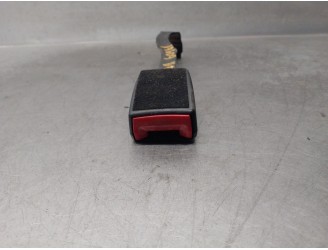 Replacement seatbelt buckle for Seat Leon (1P1) 2.0 TDI OEM IAM reference 5P0857756E FRONT RIGHT 5 DOORS