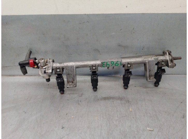 Recambio de rampa inyectora para ford focus berlina (cak) 1.8 16v cat referencia OEM IAM 988F9H487GD 