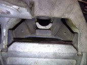 Replacement right engine mount for Opel Vectra C saloon 1.9 CDTi OEM IAM reference 5684648 