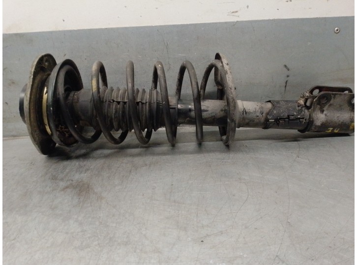 Recambio de amortiguador delantero izquierdo para renault 5 (b/c40) 1.0 referencia OEM IAM 7700807873 