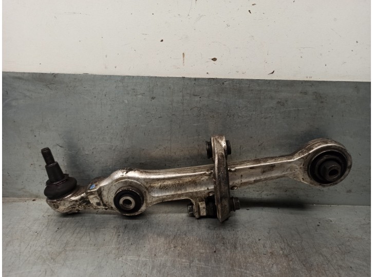 Recambio de brazo suspension inferior delantero izquierdo para skoda superb (3u4) 1.9 tdi referencia OEM IAM 4B0407155  
