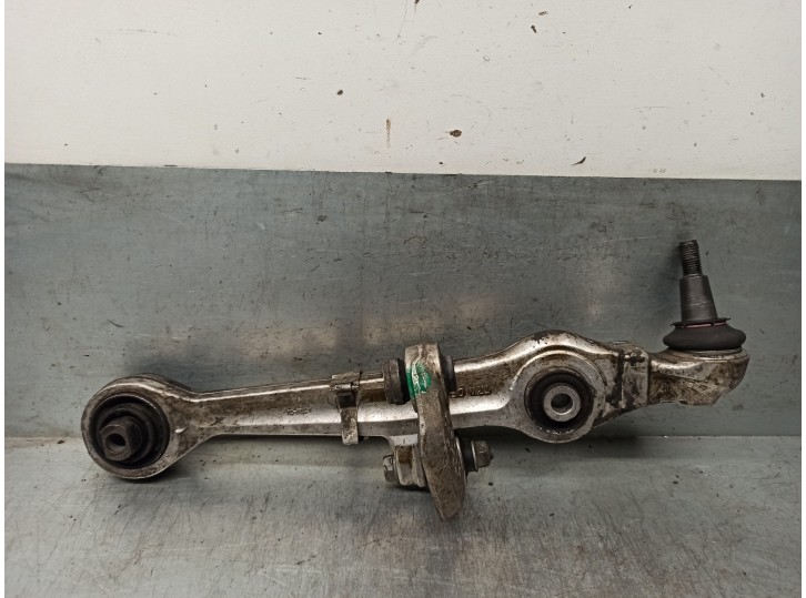 Replacement front right lower suspension arm for Skoda Superb (3U4) 1.9 TDI OEM IAM reference 4B0407155 