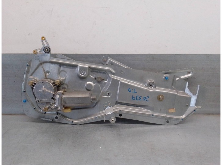 Recambio de elevalunas trasero derecho para volvo serie 850 2.3 20v turbo cat referencia OEM IAM 9152328 2 PINES 4 PUERTAS