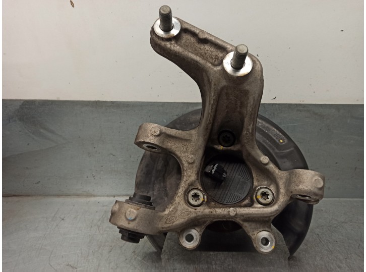 Recambio de mangueta trasera derecha para hyundai ioniq referencia OEM IAM 52720G2000  